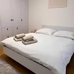Vapartment Nova Vajnorska , Private Parking * Bratislava