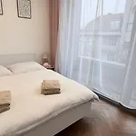 شقة Vapartment Nova Vajnorska , Private Parking