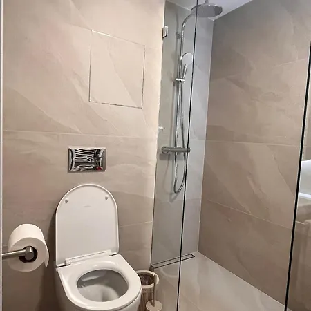 Vapartment Nova Vajnorska , Private Parking * ברטיסלאבה
