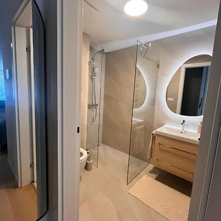 Vapartment Nova Vajnorska , Private Parking דירה *