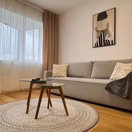 דירה Vapartment Nova Vajnorska , Private Parking