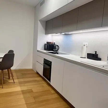 Vapartment Nova Vajnorska , Private Parking ברטיסלאבה